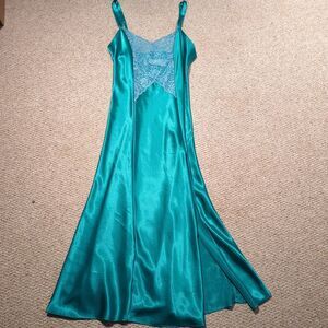 Vintage Victoria’s Secret Gold Label Slip Dress Medium Green Lingerie Lace Slit